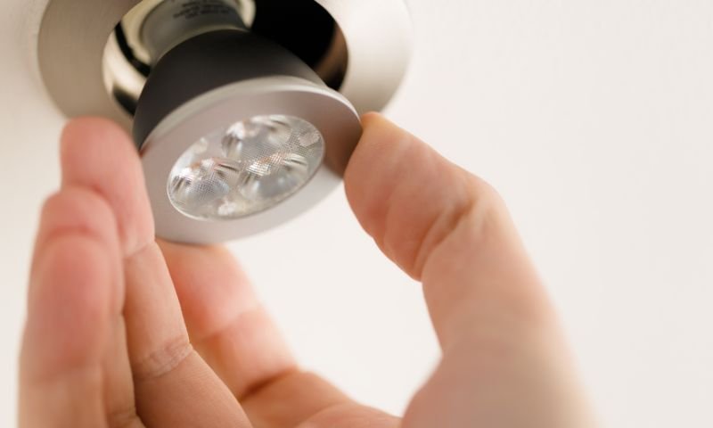 Sans percer fixer un plafonnier au plafond avec boîtier dcl ? 3 Design sans titre 2025 10 26T144010.085