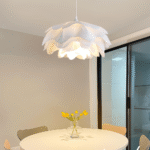 Suspension design élégante en forme de pétales de fleurs – Image 5