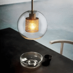 Suspension géométrique en verre avec motif alvéolé – Image 16